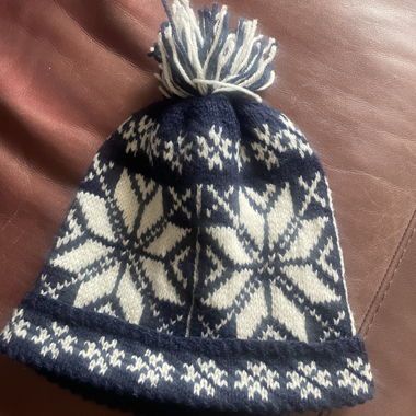 Beanie hat mütze scandi pattern pure wool wolle 