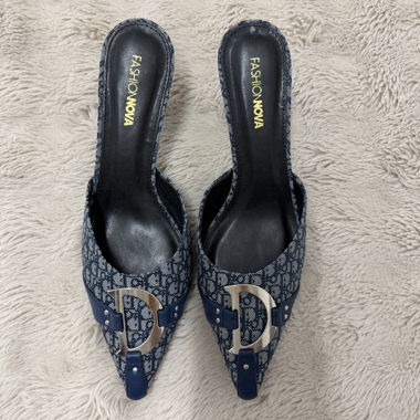 Escarpins slingback bleus Fashion Nova T. 39