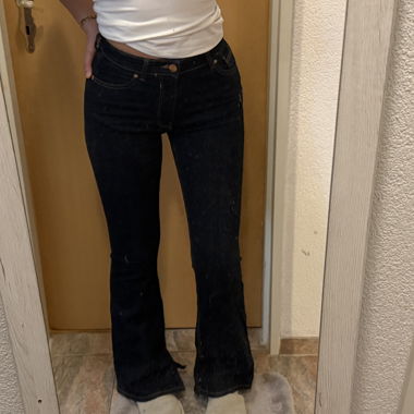 Bershka Jeans dunkelblau