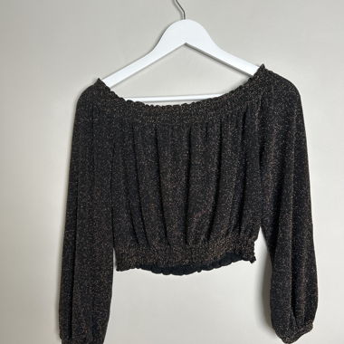 Top corto nero con brillantini