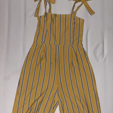 Combinaison rayée jaune