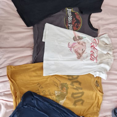 Lots 6 t shirts