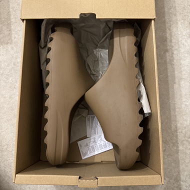 Adidas Yeezy Slide Core