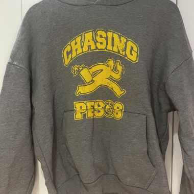 „Chasing Pesos“ Hoodie (Peso)