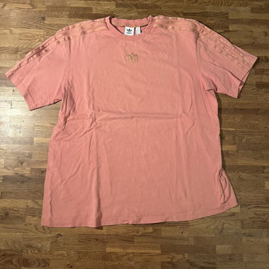 Oversized Adidas T-Shirt