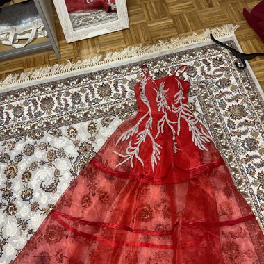 Robe rouge cousu maison