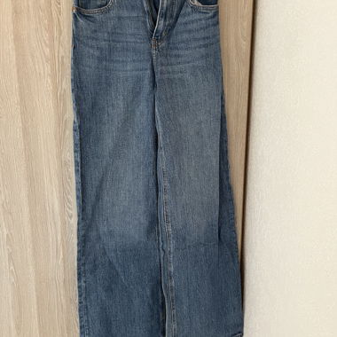 Blue Wide-Leg Jeans