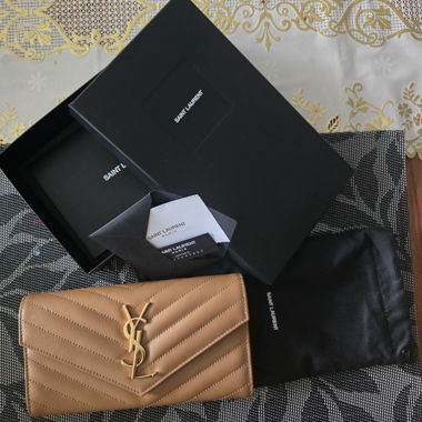 Grosses Cassandre-Portemonnaie YsL Original