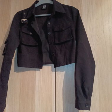 Cropped jacket