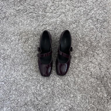 Mary Janes 
