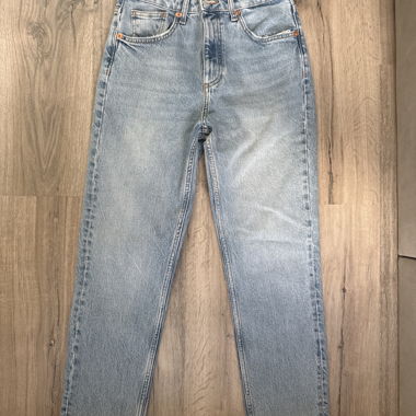 Jeans Zara blu chiaro