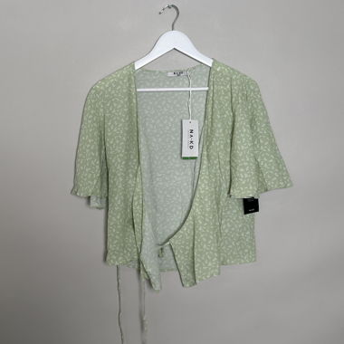 Kimono fleuri NA-KD à nouer sur le devant