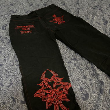 V2 SKULL JEANS (BLACK/RED)