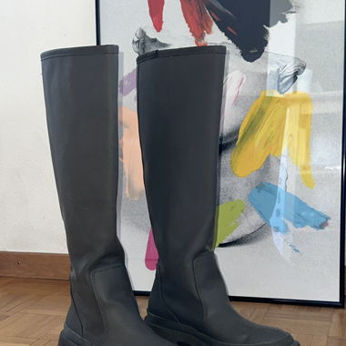 Zara Khaki Boots