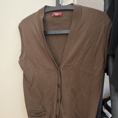 Gilet in maglia marrone