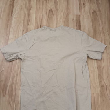 T-shirt jaune