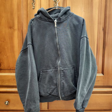 Black Heavyweight Zip Hoodie