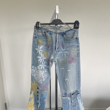 Capuccino Graphic Jeans