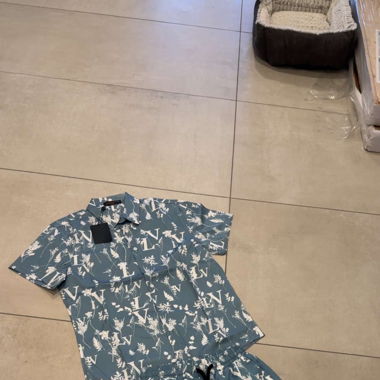Louis Vuitton set