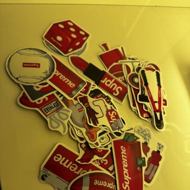 Diverse Supreme Sticker ( pro Sticker 50rp. )