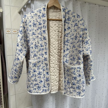 Veste matelassee fleurie