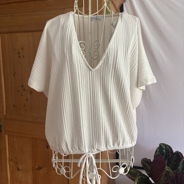 ZARA Trafaluc White T-Shirt