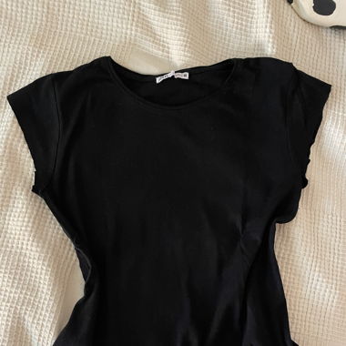 basic shirt in schwarz 