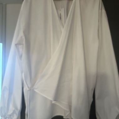 Weisse Wickelbluse Jan n June