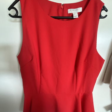 Rotes Forever 21 Top