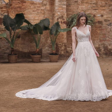 Romantisch und elegant Hochzeitskleid (wie neu)