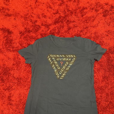 T-shirt guess