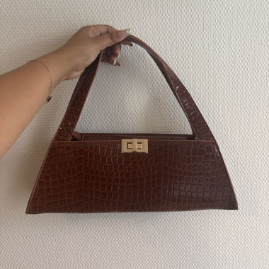 Manor Handbag