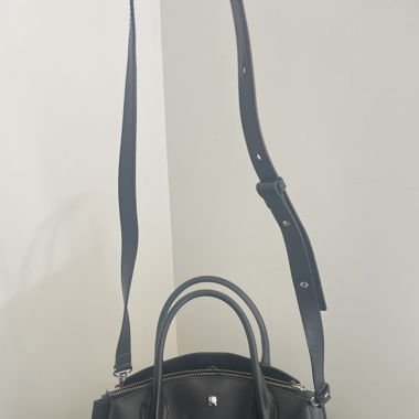 Schwarze Umhänge Tasche