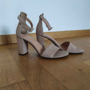 Chaussures à talon Varese en nubuck beige - T38