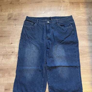 Basic Jeans