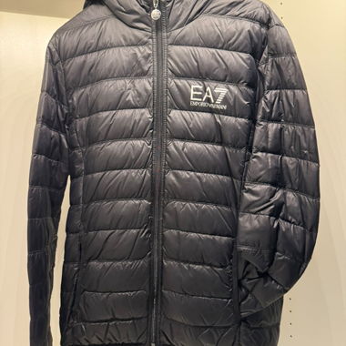 EA7 Daunenjacke mit Kapuze