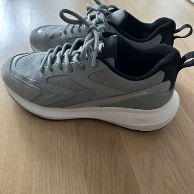 Lacoste Sneakers