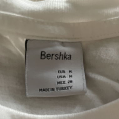 T-shirt taglia M