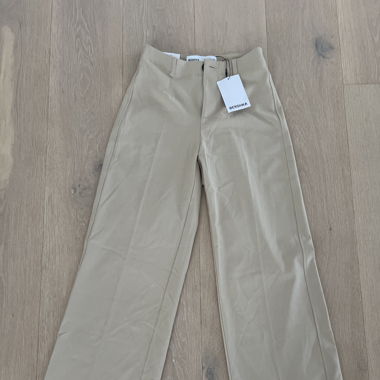 Bershka Petite Wide Leg