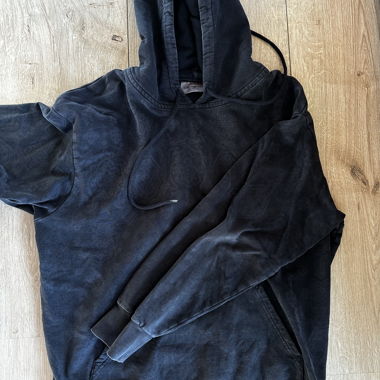 Black Carhartt hoodie