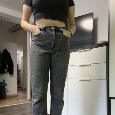 graue Jeans