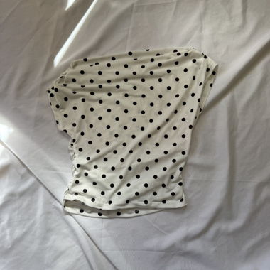 PULL&BEAR Polka Dot One-Shoulder Top