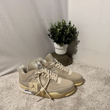 Off withe Jordan 4
