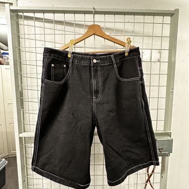 Black Baggy-Shorts (NVFLX /Streetwear)