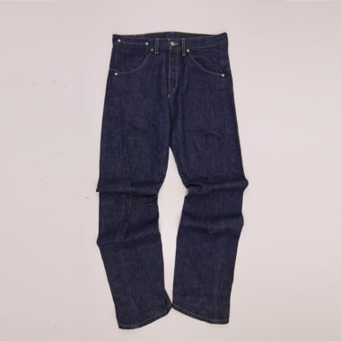 2000s LEVIS Engineered Jeans