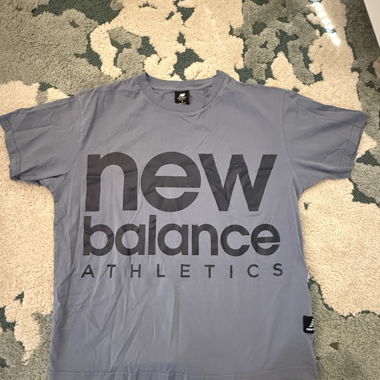 T-shirt New Balance gris/bleu