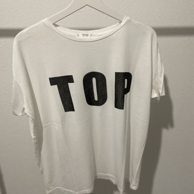 T-shirt oversize Mango