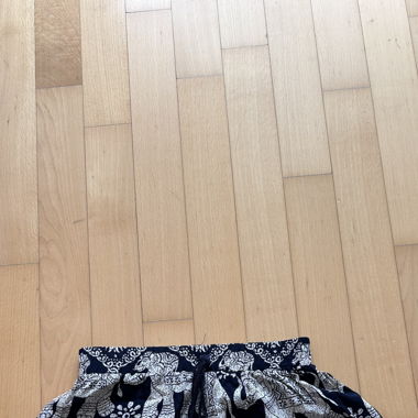 Marine-Blaue shorts mit Elefantenmuster
