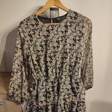 Hübsches Kleid