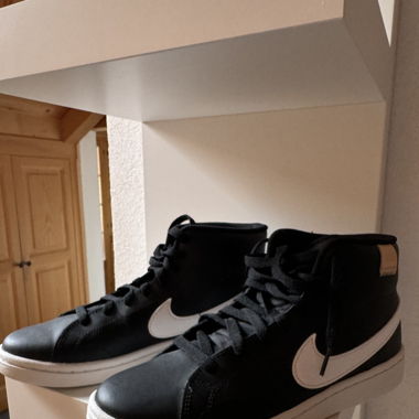 Nike 